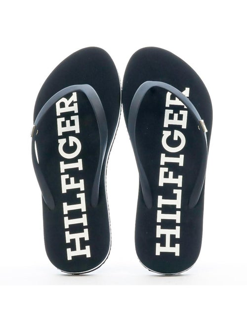 Chinelos de Praia Tommy Hilfiger com Tira para Mulher - Kiabi Chinelos de Praia Tommy Hilfiger com Tira para Mulher - Kiabi
