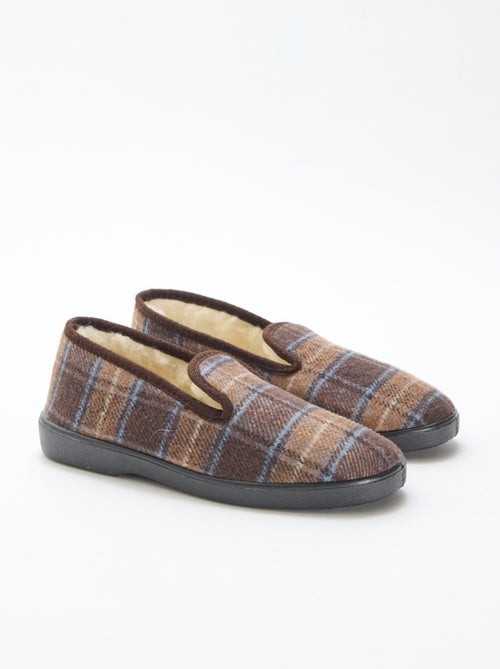 Chinelos de quarto aos quadrados - Kiabi