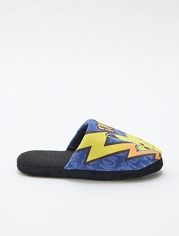 Chinelos de quarto tipo mule 'Pikachu'