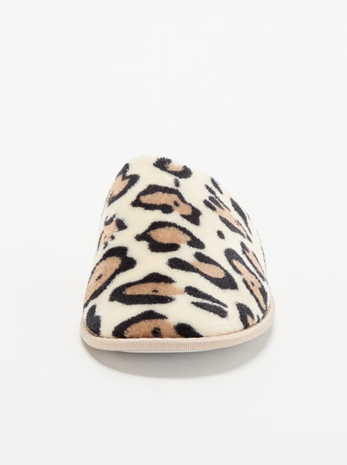 Chinelos mules com estampado leopardo - Kiabi