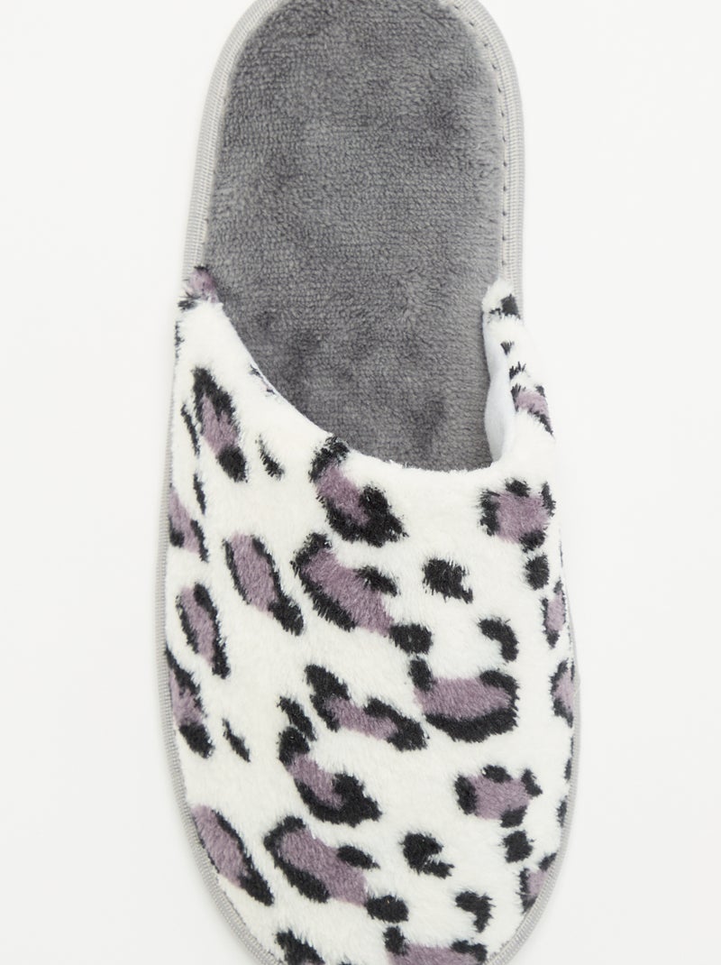 Chinelos mules com estampado leopardo Cinza - Kiabi