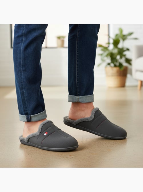 Chinelos mules homem ozabi fantasia espanha - Kiabi Chinelos mules homem ozabi fantasia espanha - Kiabi