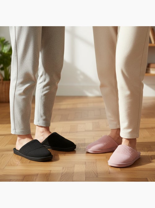 Chinelos Mules Mulher Pack 2 Pares Haste Canelada Sola Espuma INFINITIF PARIS - Kiabi Chinelos Mules Mulher Pack 2 Pares Haste Canelada Sola Espuma INFINITIF PARIS - Kiabi