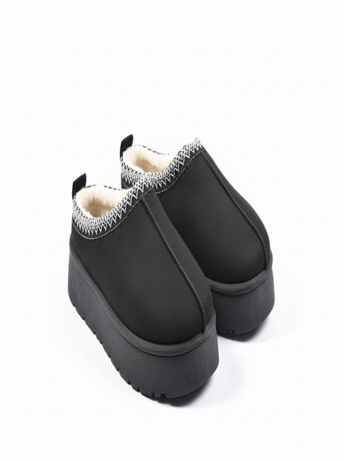 Chinelos Mulher Inverno Mule Estilo Escandinavo MD9769 - Kiabi Chinelos Mulher Inverno Mule Estilo Escandinavo MD9769 - Kiabi