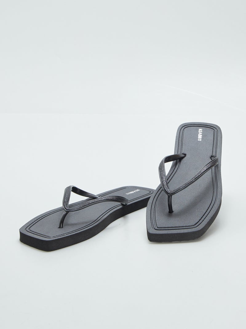 Chinelos quadrados com ouropel PRETO - Kiabi