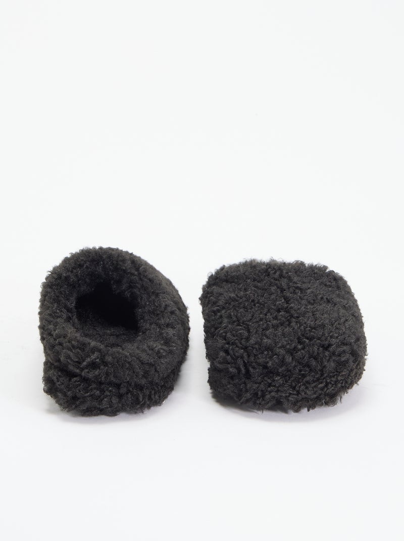 Chinelos tipo mule com efeito borrego Preto - Kiabi