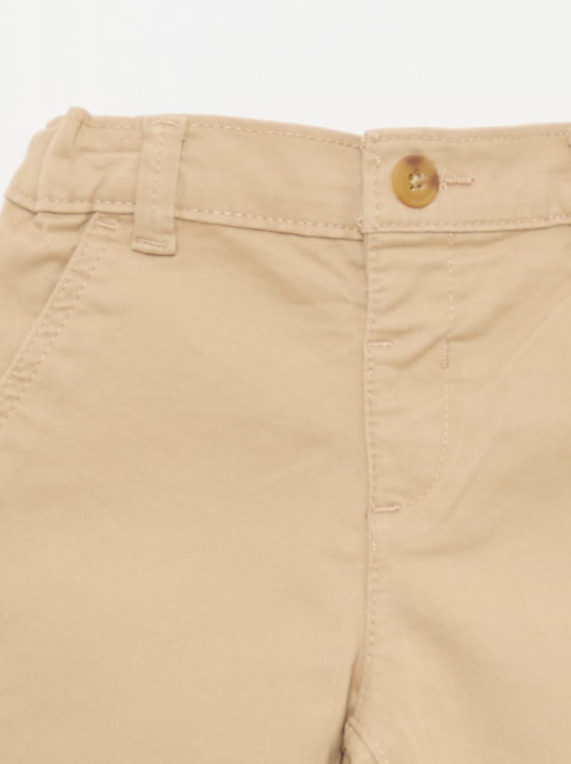 Chino direito em algodão stretch Bege - Kiabi