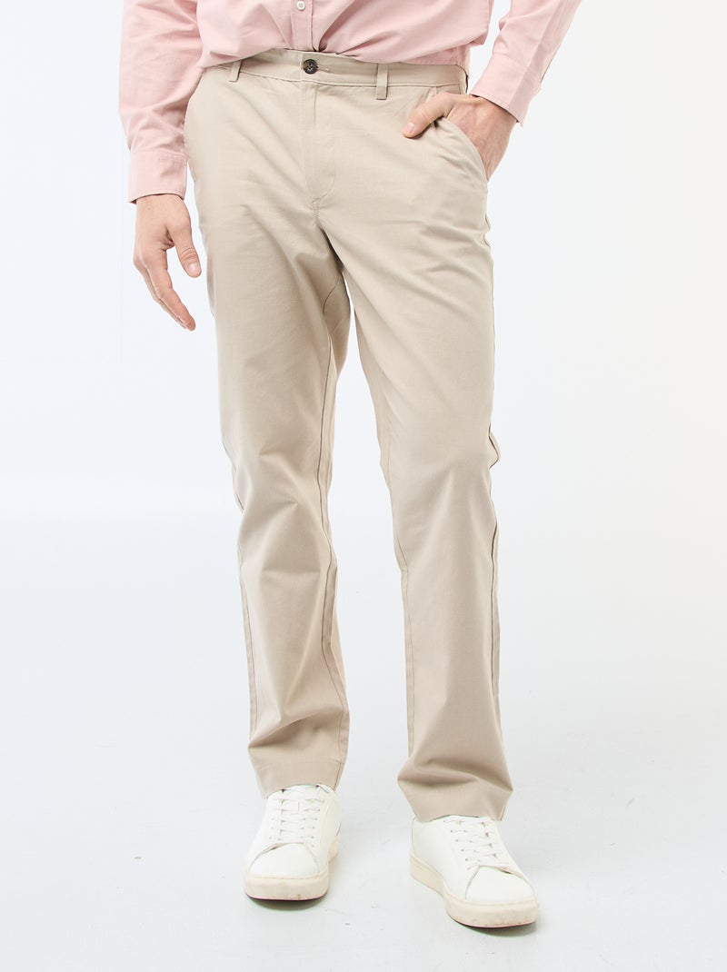 Chino liso cintura normal Bege - Kiabi