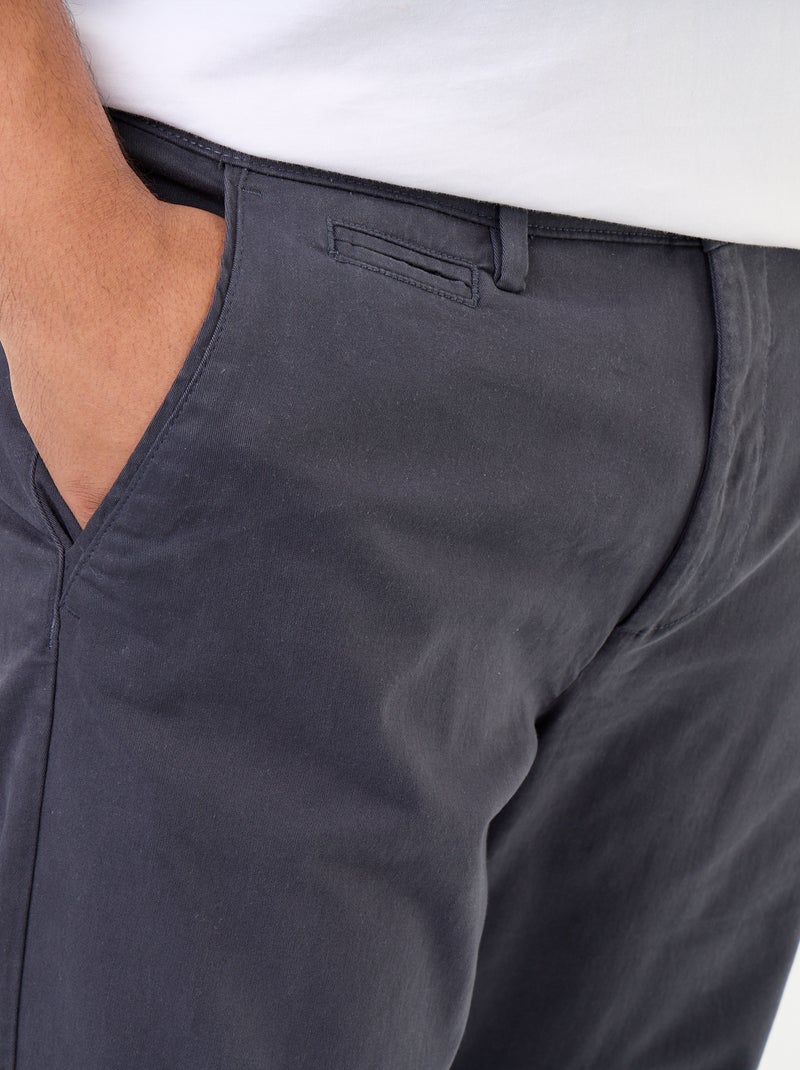 Chino liso de cintura padrão Azul - Kiabi