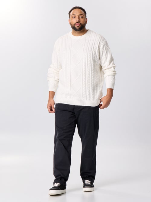 Chino liso de cintura padrão - Kiabi