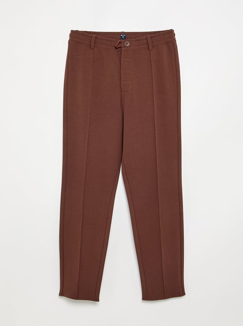 Chino liso regular - coleção fácil de vestir - Kiabi Chino liso regular - coleção fácil de vestir - Kiabi
