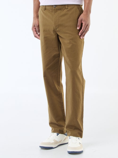 Chino liso tamanho normal - Kiabi