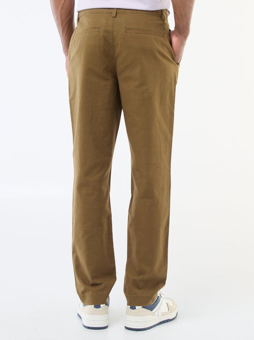 Chino liso tamanho normal - Kiabi
