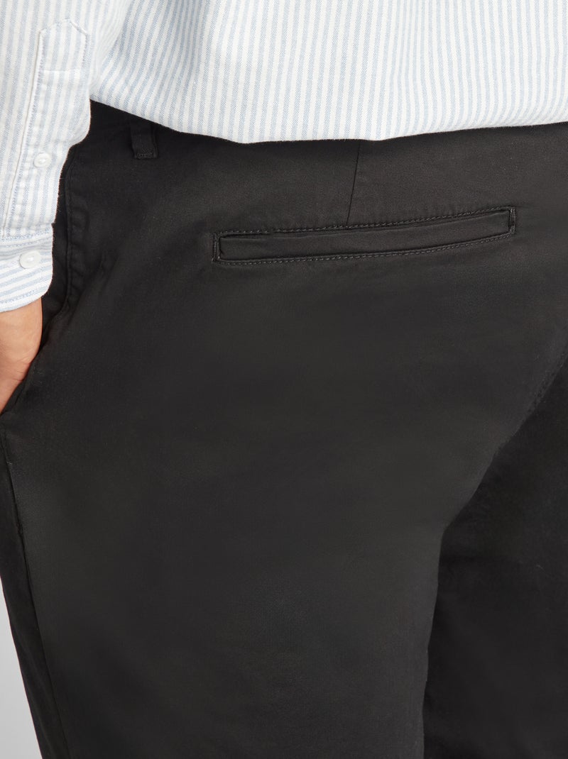 Chino slim - L32 Preto - Kiabi
