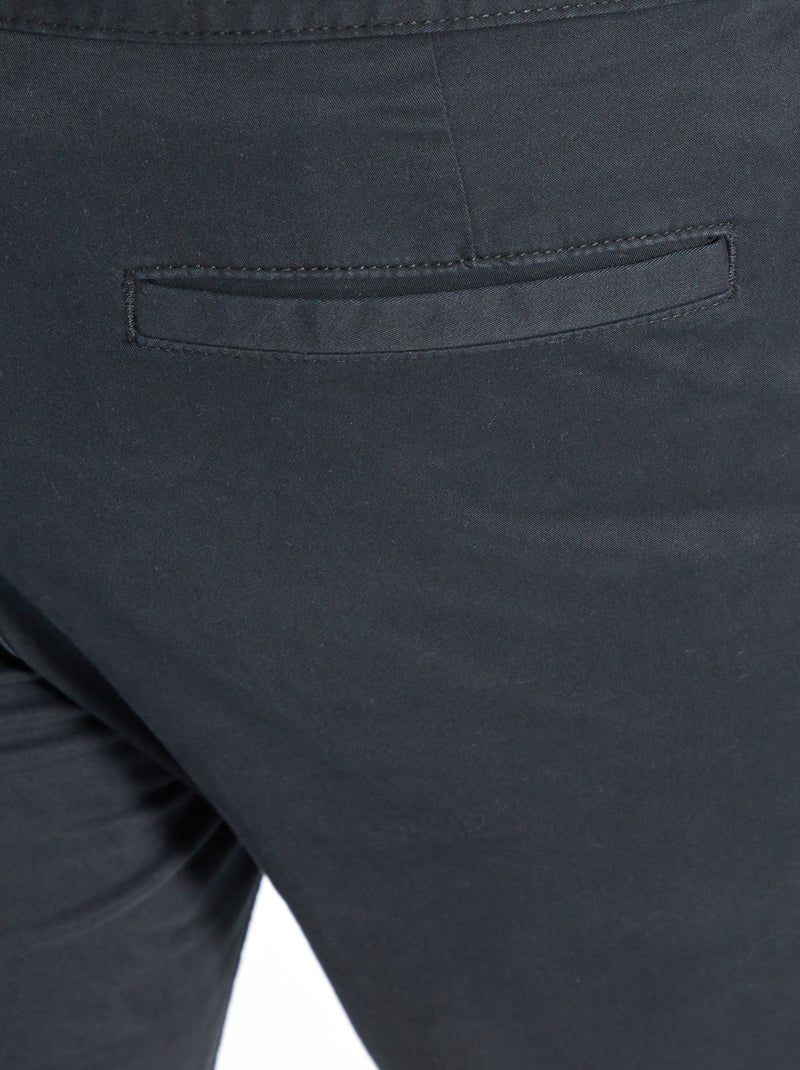 Chino slim - L32 Preto - Kiabi