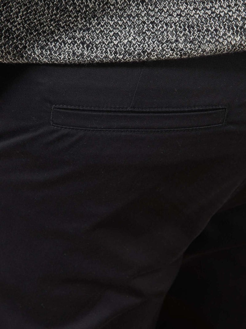 Chino slim - L32 Preto - Kiabi
