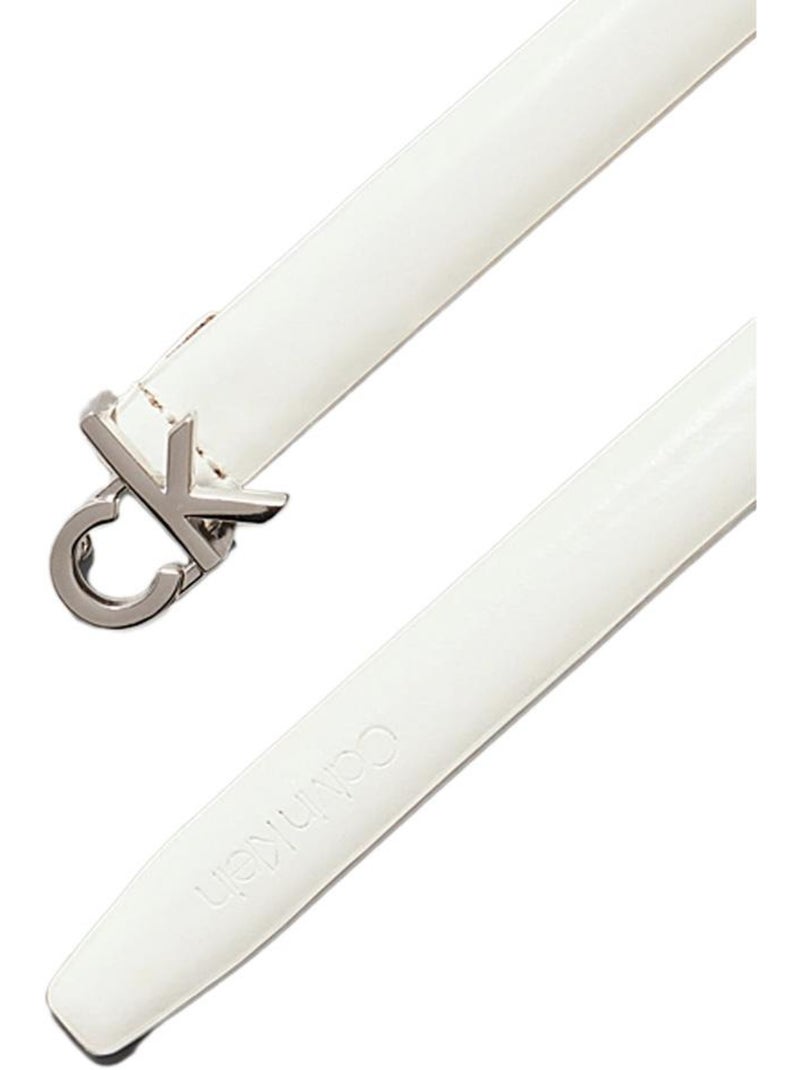 Cinto Branco Calvin Klein Jeans Fivela CK Skinny para Mulher Branco - Kiabi