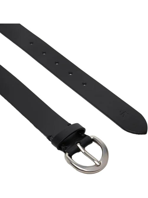 Cinto Casual Preto Calvin Klein Jeans para Mulher - Kiabi Cinto Casual Preto Calvin Klein Jeans para Mulher - Kiabi