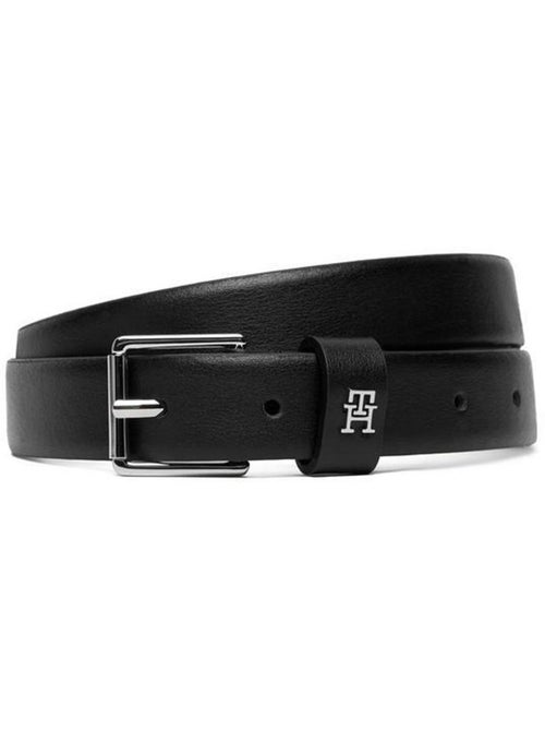 Cinto preto feminino tommy hilfiger fivela quadrada 2.5 prateada - Kiabi Cinto preto feminino tommy hilfiger fivela quadrada 2.5 prateada - Kiabi