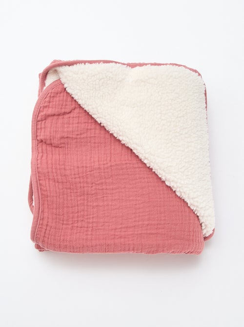 Cobertor em gaze de algodão e polar - Kiabi