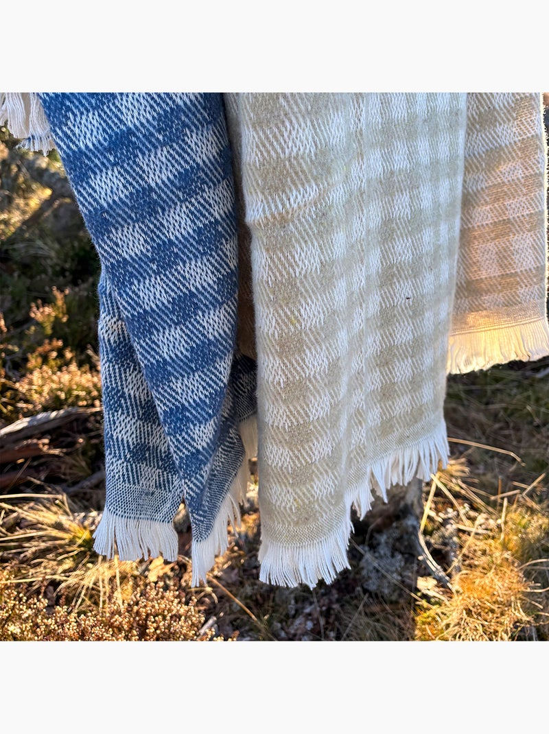 Cobertor jacquard de algodão com padrão xadrez Bege - Kiabi
