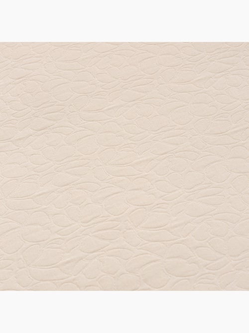 Colcha de algodão com design floral em relevo, tecido texturizado. - Kiabi Colcha de algodão com design floral em relevo, tecido texturizado. - Kiabi