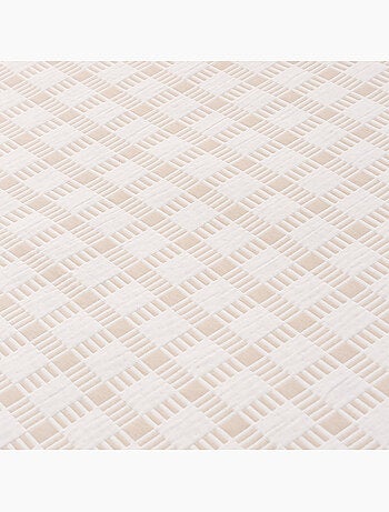 Colcha de algodão com design xadrez em relevo, tecido texturizado.