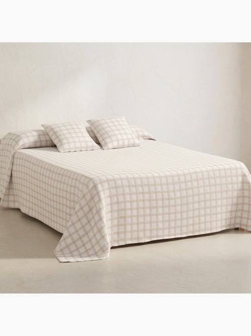 Colcha de algodão com design xadrez em relevo, tecido texturizado. - Kiabi Colcha de algodão com design xadrez em relevo, tecido texturizado. - Kiabi