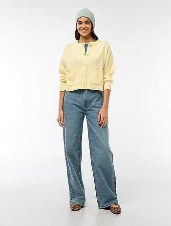 Colete abotoado com 2 bolsos aplicados