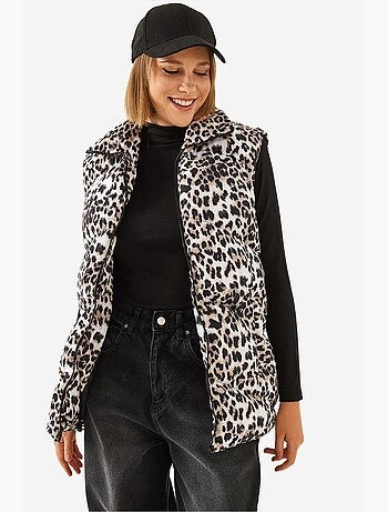 Colete acolchoado com padrão leopardo e gola alta lucci