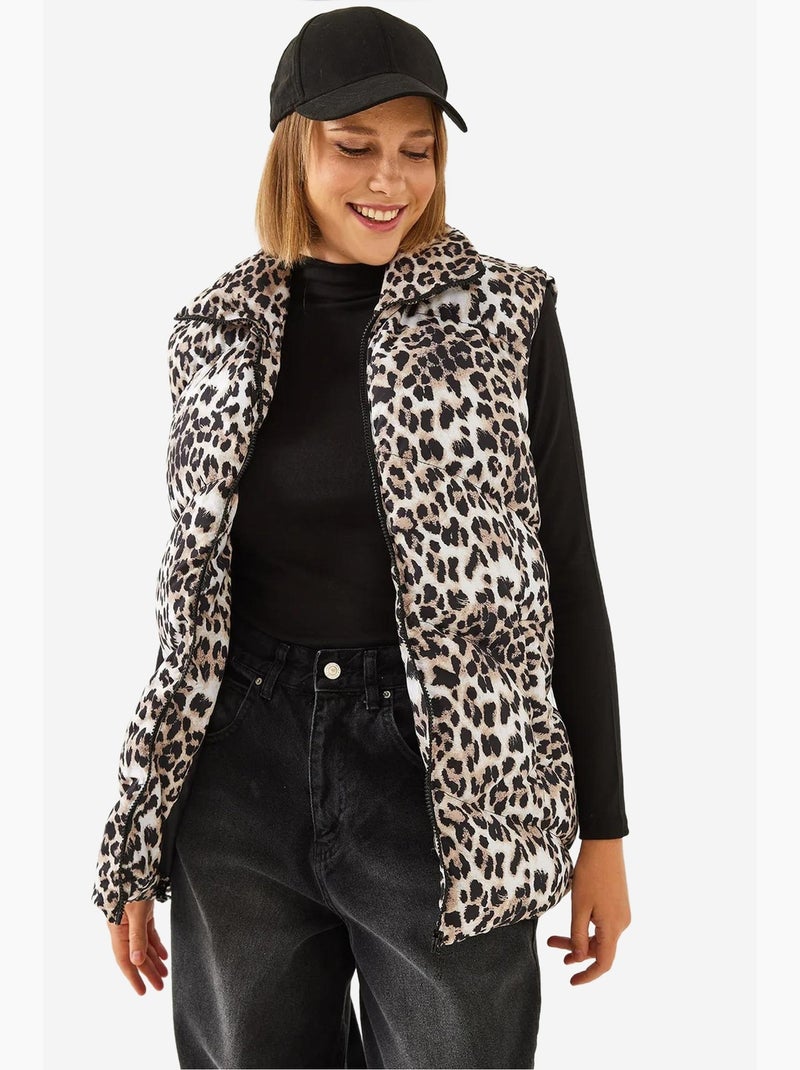 Colete acolchoado com padrão leopardo e gola alta lucci Bege natural - Kiabi