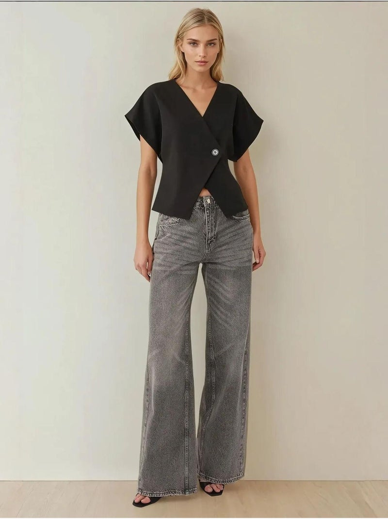Colete com decote em V e detalhe de ombro ajustado Preto - Kiabi