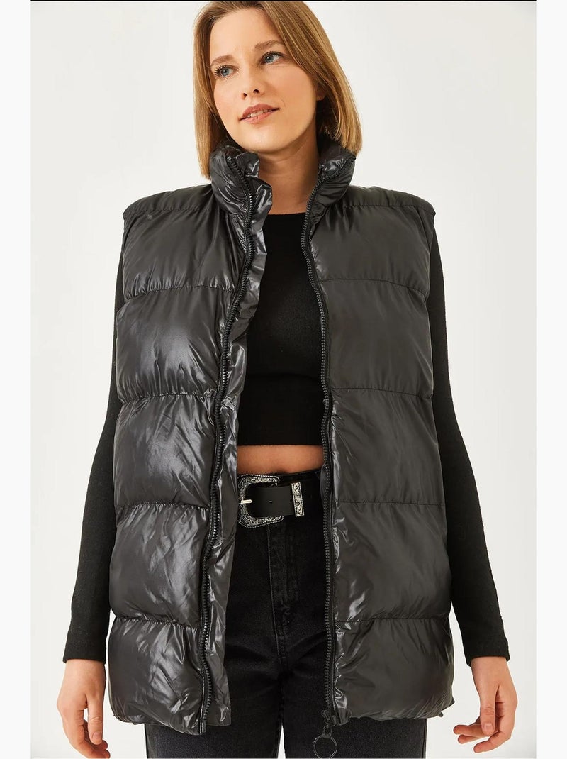 Colete com fecho e bolso duplo lucci Preto - Kiabi