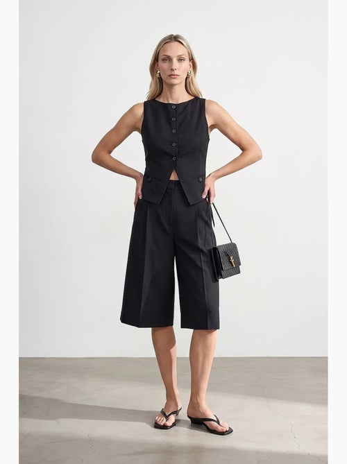Colete crop ajustado dilvin - Kiabi Colete crop ajustado dilvin - Kiabi
