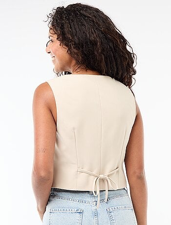 Colete de fato sem mangas