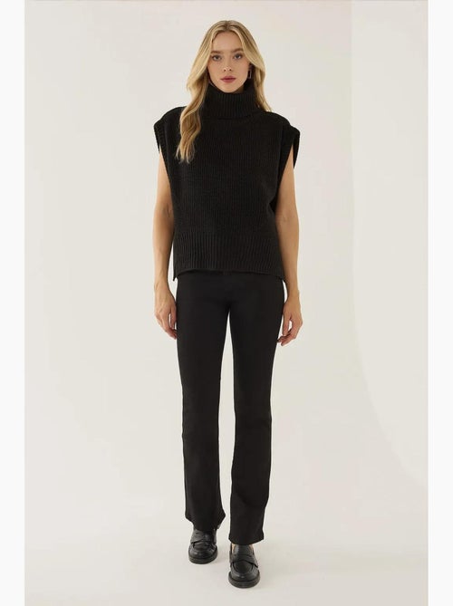 Colete de malha de gola alta relaxed fit hiccup - Kiabi Colete de malha de gola alta relaxed fit hiccup - Kiabi