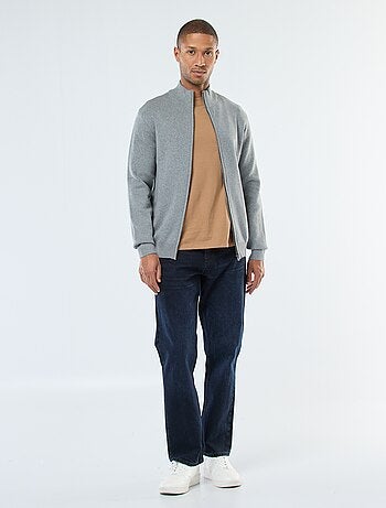 Colete liso com fecho de correr e gola alta