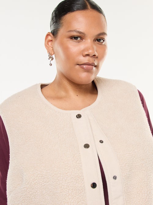 Colete sem mangas com efeito de pele de carneiro - Kiabi