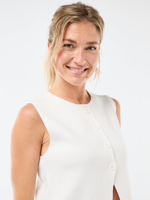 Colete sem mangas com gola redonda - Kiabi