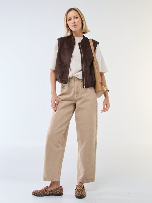 Colete sem mangas em camurça - Kiabi