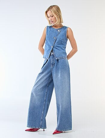 Colete sem mangas em ganga