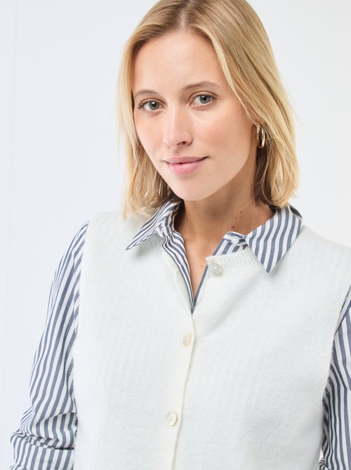 Colete sem mangas liso - Kiabi