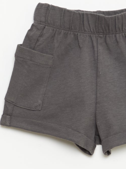 Conjunto 2 peças calções + T-shirt - Kiabi