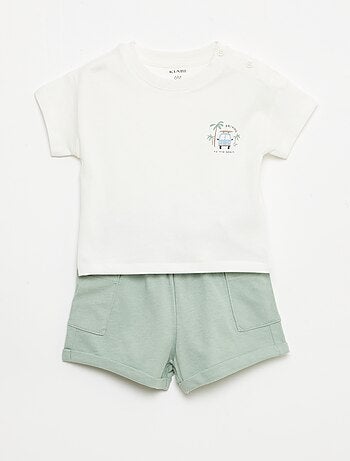 Conjunto 2 peças calções + T-shirt