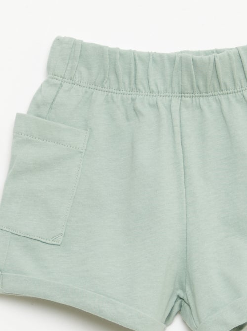 Conjunto 2 peças calções + T-shirt - Kiabi