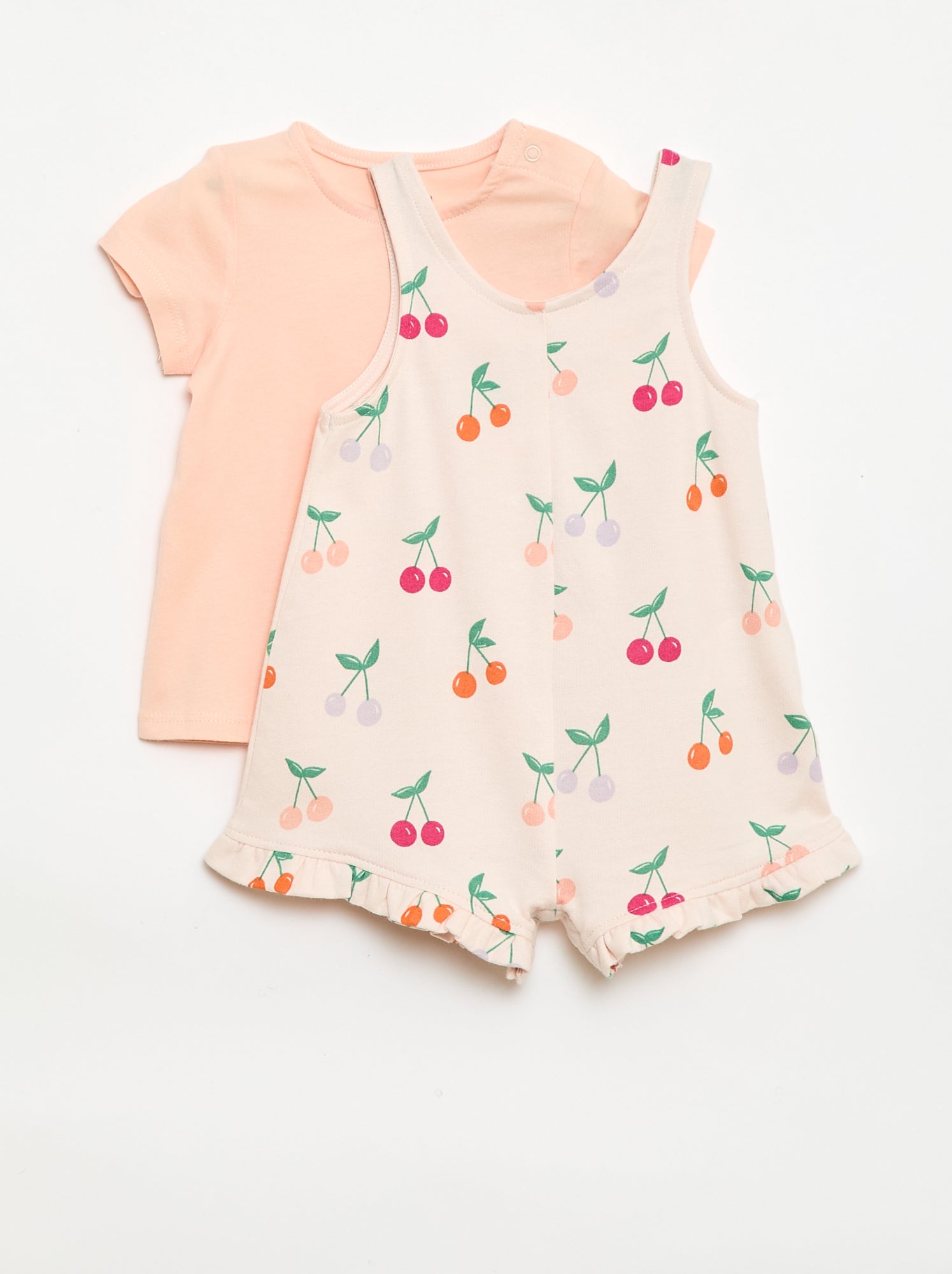 Conjunto 2 peças T-shirt + macacão curto