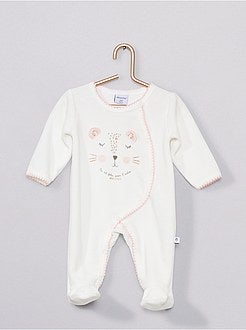 Conjunto 'Absorba' body + pijama + babete - Kiabi