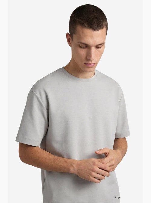 Conjunto active masculino em poliéster-elastano tommy - Kiabi Conjunto active masculino em poliéster-elastano tommy - Kiabi