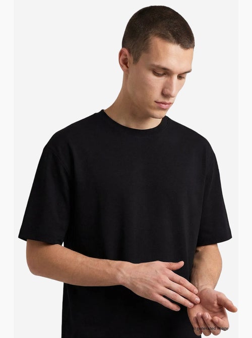 Conjunto active masculino em poliéster-elastano tommy - Kiabi Conjunto active masculino em poliéster-elastano tommy - Kiabi