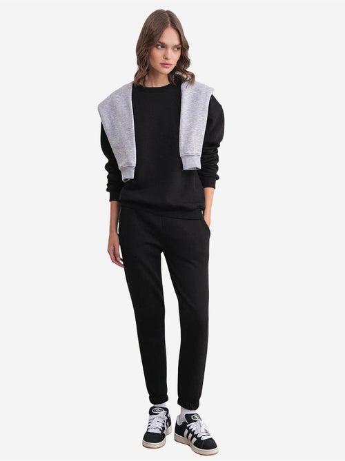 Conjunto básico de duas peças de sweatshirt e jogger mixray - Kiabi Conjunto básico de duas peças de sweatshirt e jogger mixray - Kiabi